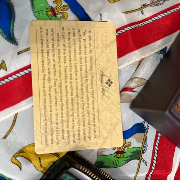 NWT Patricia Nash Green Leather Bifold Wallet - Picture 9 of 10